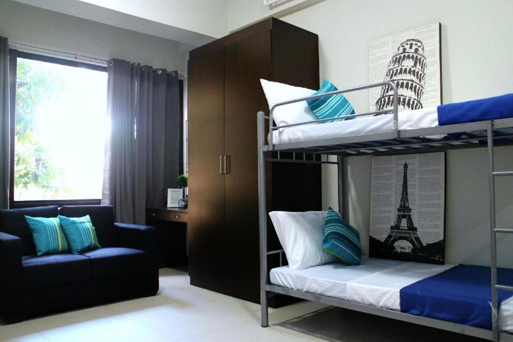 Urban Hostel Pasig City Bagian luar foto