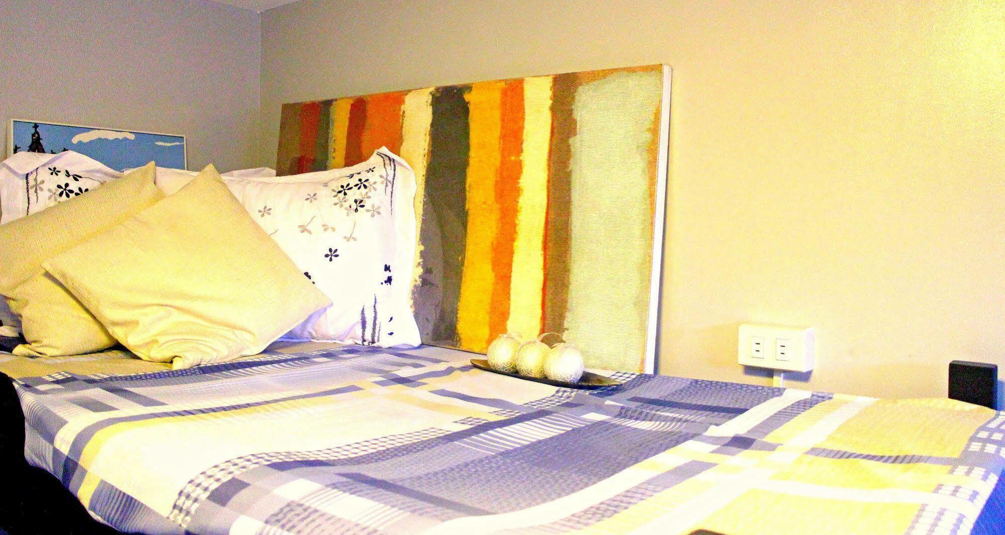 Urban Hostel Pasig City Bagian luar foto